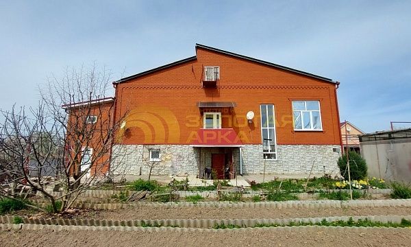 Дом, 395 кв.м.