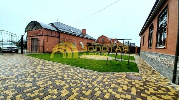 Дом с участком, 508 кв.м., улица Озёрная Дом с участком, 508 кв.м., улица Озёрная