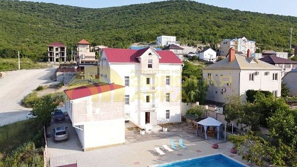 Гостиница, 220  кв. м, улица Кооперативная, дом 60
