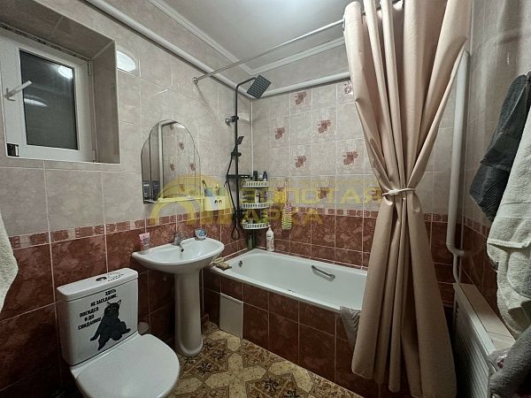 Дом с участком, 98 кв.м.