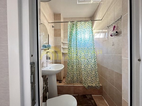 Гостиница, 373  кв. м, 
