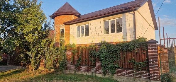 Дом, 140 кв.м., улица М.Горького
