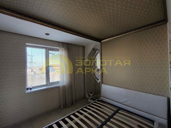 Дом с участком, 240 кв.м. Дом с участком, 240 кв.м.