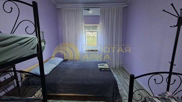 Дом, 245 кв.м.