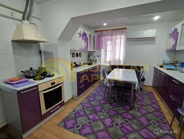 Дом, 60 кв.м., улица Красная