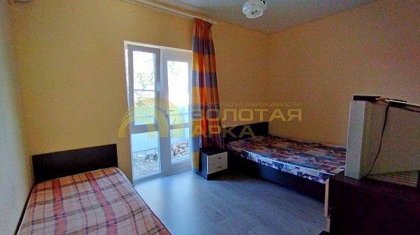 Дом, 230 кв.м.