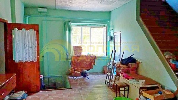 Дом с участком, 349 кв.м.