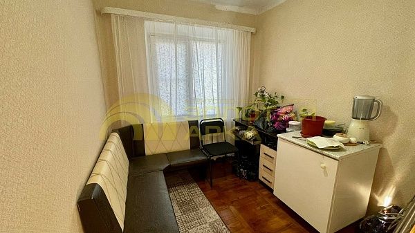 3-к квартира, 42 кв.м.
