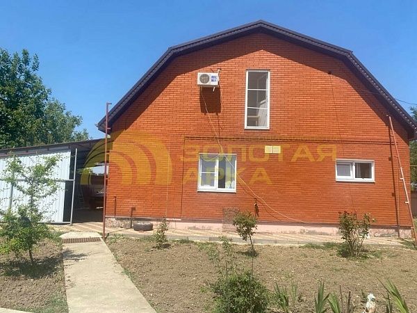 Дом, 100 кв.м., улица Красная
