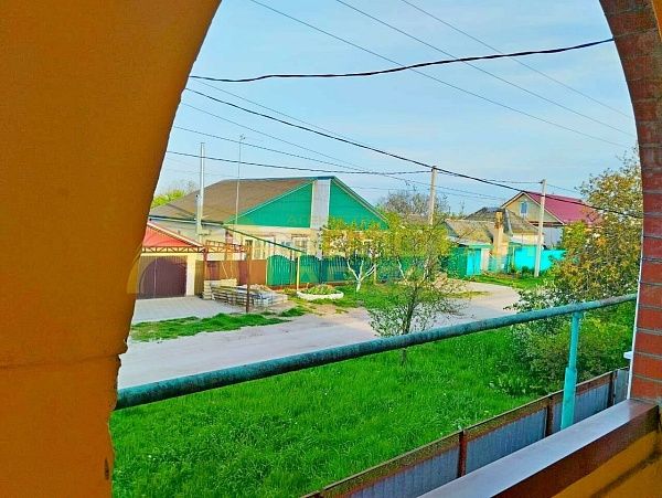 Дом с участком, 230 кв.м.