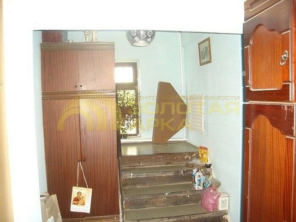 Дом с участком, 267 кв.м.