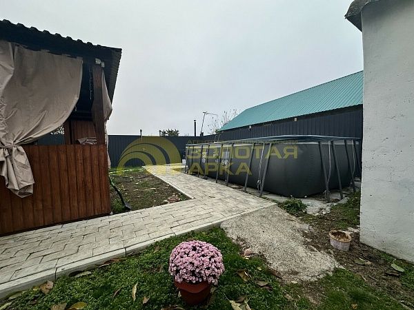 Дом с участком, 98 кв.м.