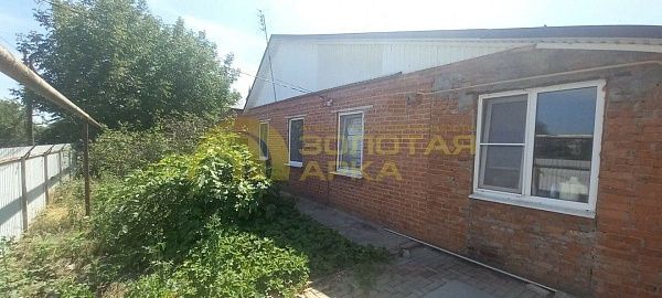 Дом с участком, 81 кв.м., улица Батальонная Дом с участком, 81 кв.м., улица Батальонная