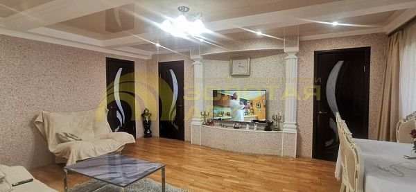 Дом с участком, 77 кв.м.