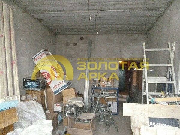 Дом с участком, 262 кв.м.