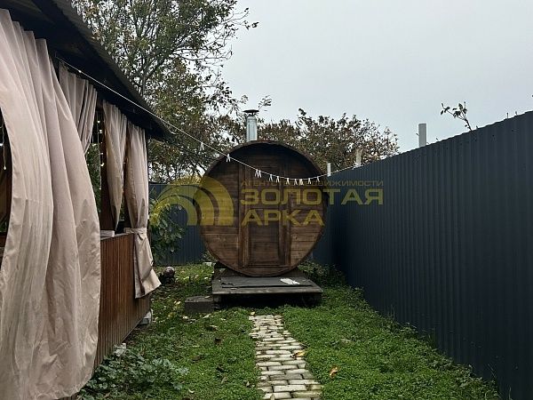 Дом с участком, 98 кв.м.