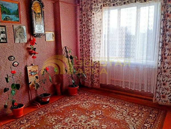 Дом с участком, 230 кв.м.