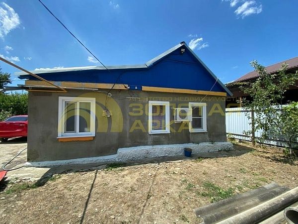 Дом с участком, 41 кв.м., улица Горького, дом 17 Дом с участком, 41 кв.м., улица Горького, дом 17