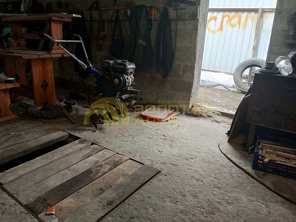 Дом с участком, 220 кв.м. Дом с участком, 220 кв.м.