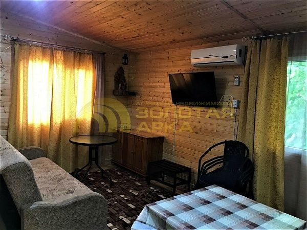 Дом с участком, 600 кв.м. Дом с участком, 600 кв.м.