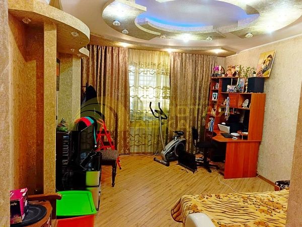 Дом с участком, 250 кв.м. Дом с участком, 250 кв.м.