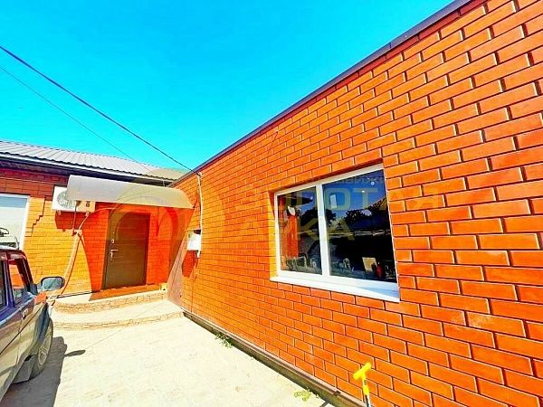 Дом с участком, 115 кв.м.