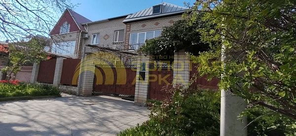 Таунхаус, 246 кв.м.