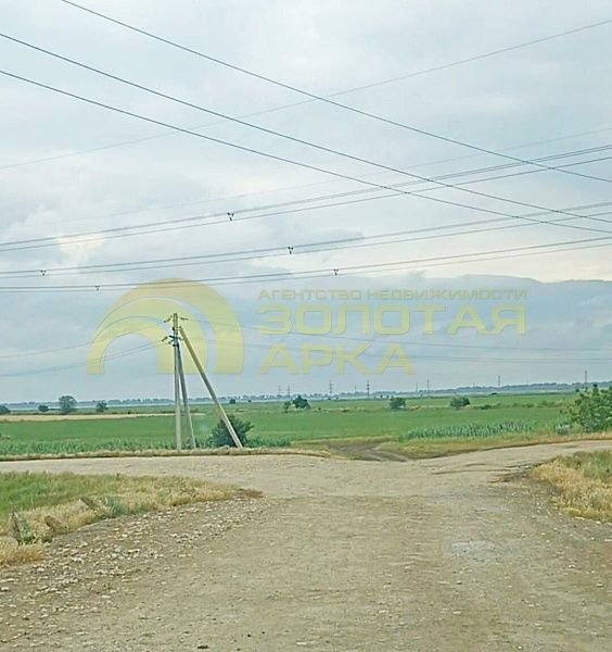 Земли коммерческого назначения, 226  сотка, 
