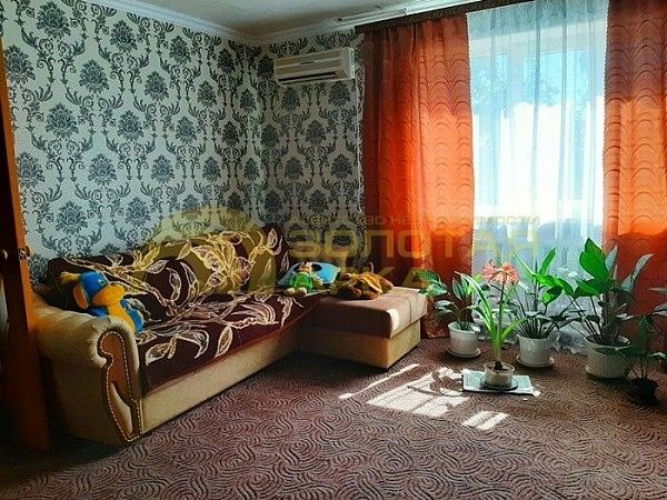 Дом, 211 кв.м.