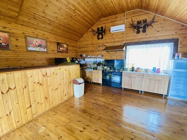 Дом с участком, 700 кв.м. Дом с участком, 700 кв.м.
