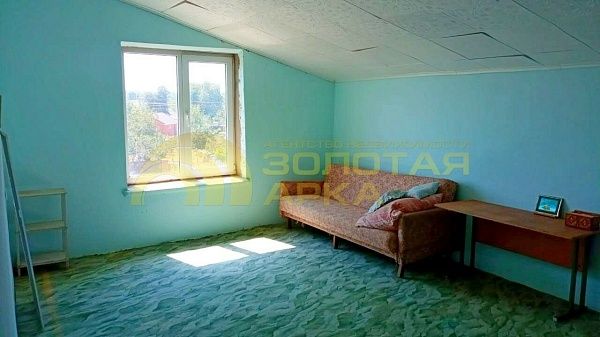 Дом с участком, 349 кв.м.