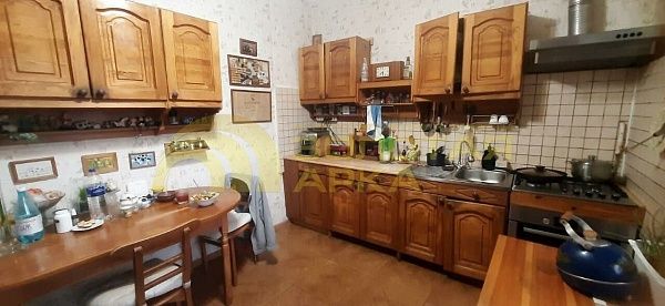 Дом с участком, 230 кв.м., улица Колхозная Дом с участком, 230 кв.м., улица Колхозная