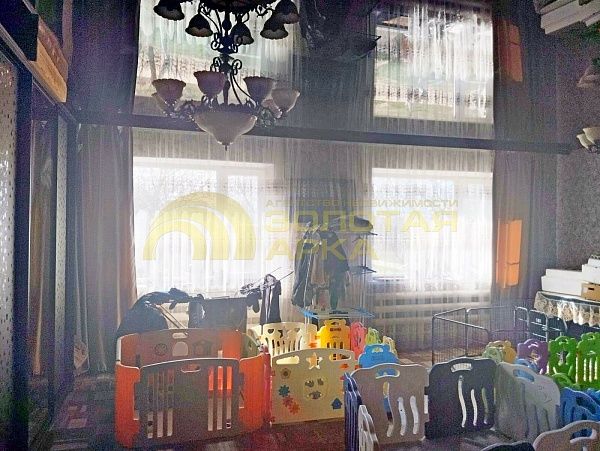 Дом с участком, 471 кв.м. Дом с участком, 471 кв.м.