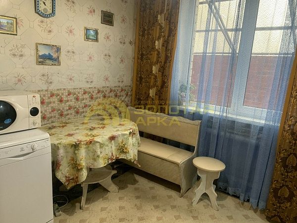 Дом с участком, 159 кв.м.