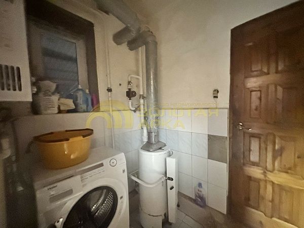 Дом с участком, 98 кв.м.