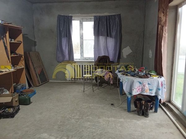 Дом, 200 кв.м.