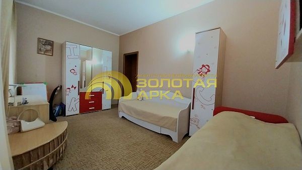 Дом с участком, 508 кв.м. Дом с участком, 508 кв.м.