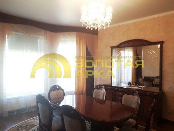 Дом с участком, 158 кв.м.