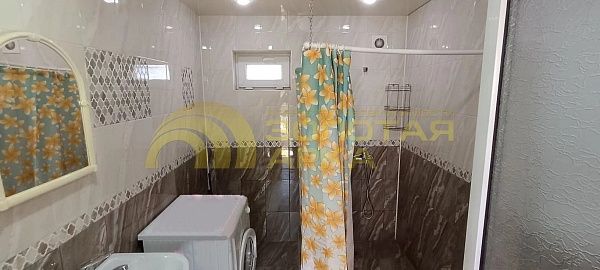 Дом, 250 кв.м.