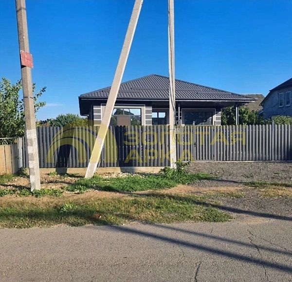 Дом, 100 кв.м.