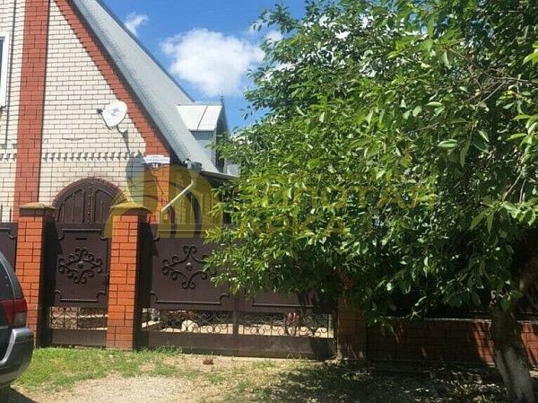 Дом с участком, 234 кв.м. Дом с участком, 234 кв.м.