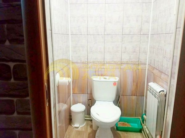Дом, 211 кв.м.