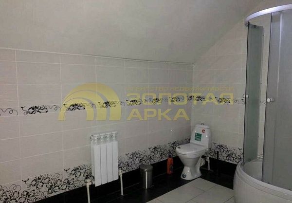 Дом с участком, 167 кв.м.
