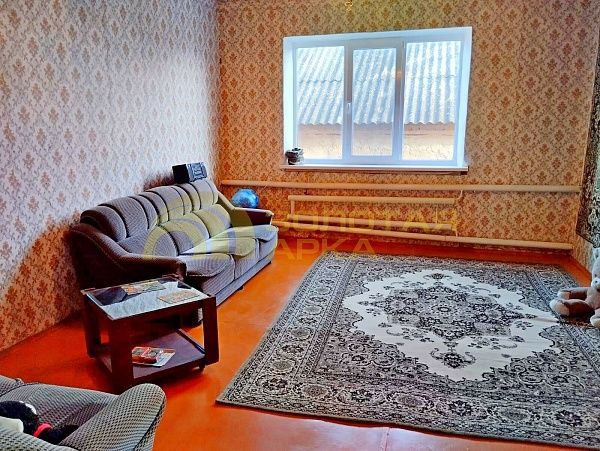 Дом с участком, 230 кв.м.