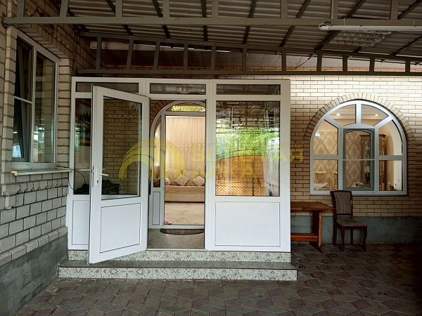 Дом с участком, 220 кв.м. Дом с участком, 220 кв.м.