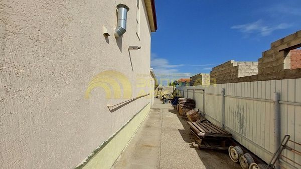 Дом с участком, 132 кв.м. Дом с участком, 132 кв.м.